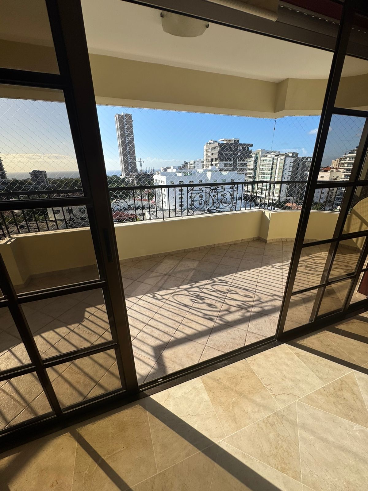 apartamentos - Apto Alquiler Ave. Enriquillo  Cacicazgos piso 9 c