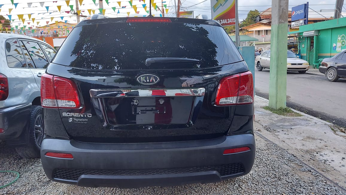 jeepetas y camionetas - kia sorento 2013 v6 4x4 2