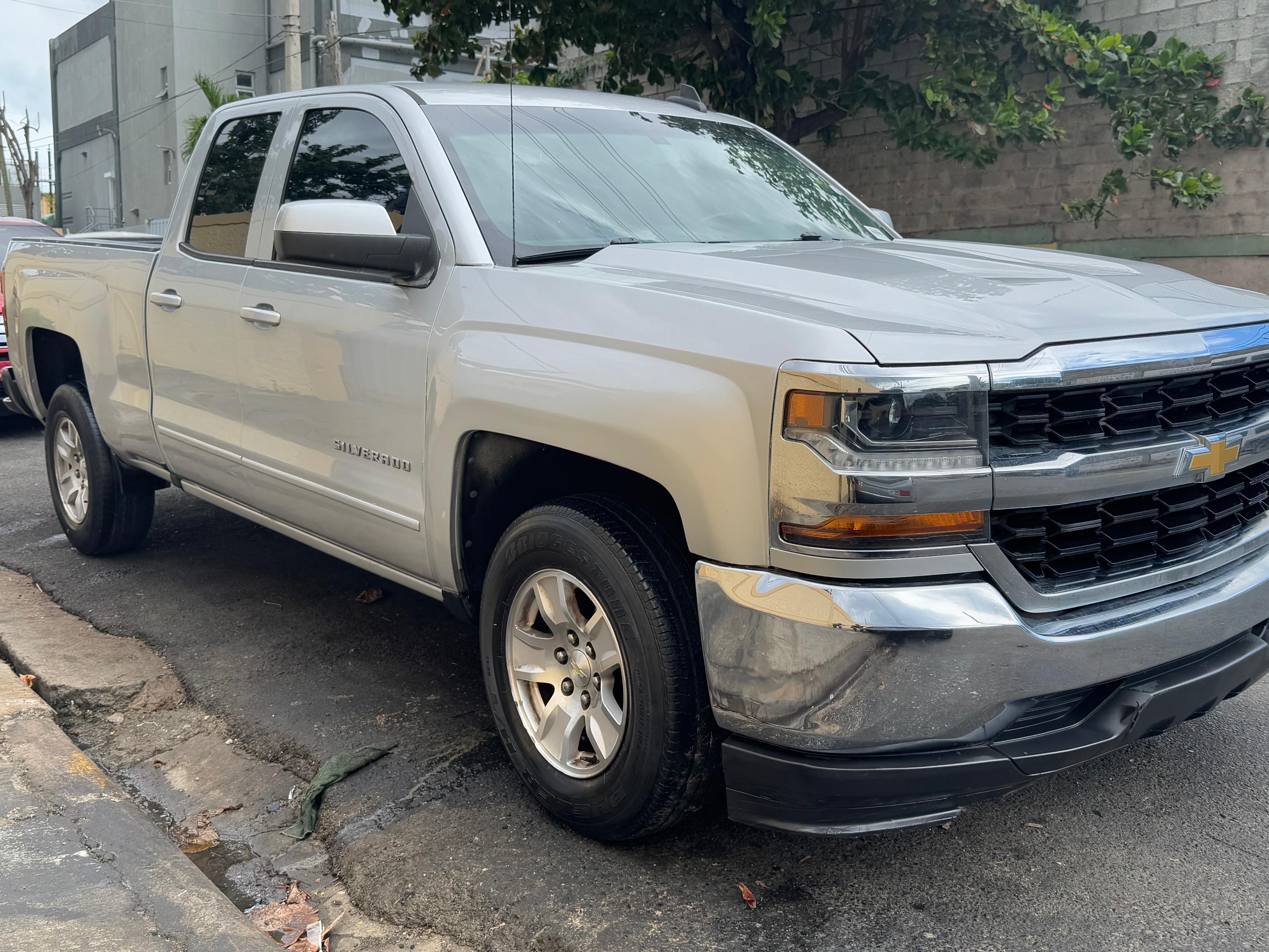 jeepetas y camionetas - Chevrolet silverado 2019 2