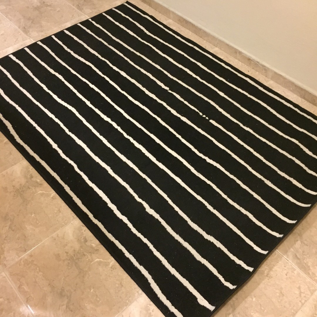 decoración y accesorios - Alfombra para sala en excelente estado de ikea 2