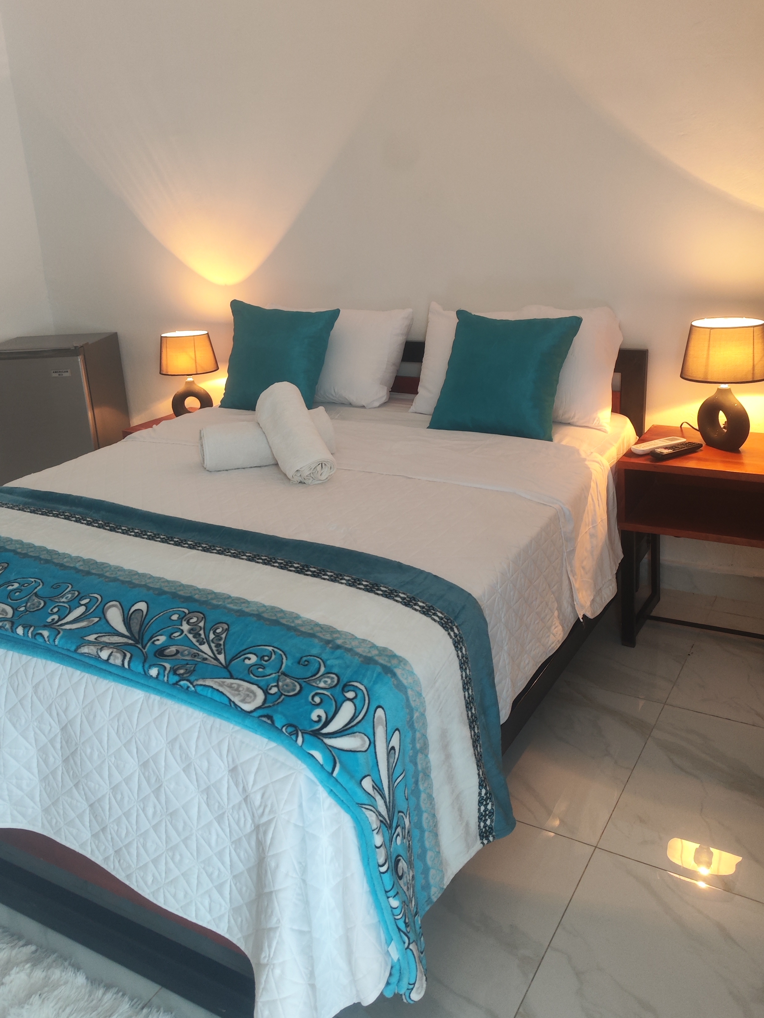 habitaciones y viviendas compartidas - Hotel Rooms desde $25/US por noche 4