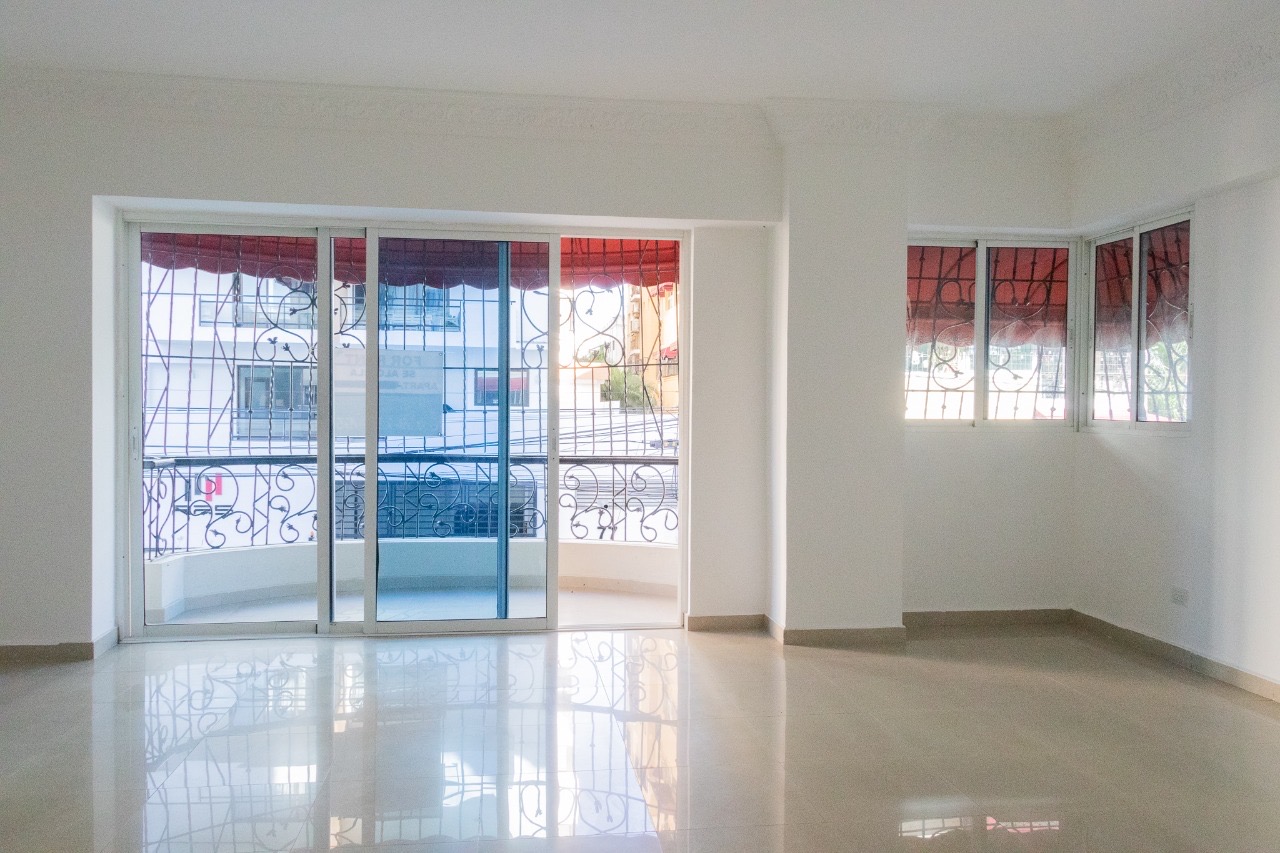 apartamentos - hermosos apartamentos en zona Evaristo Morales céntrico y acogedor  1