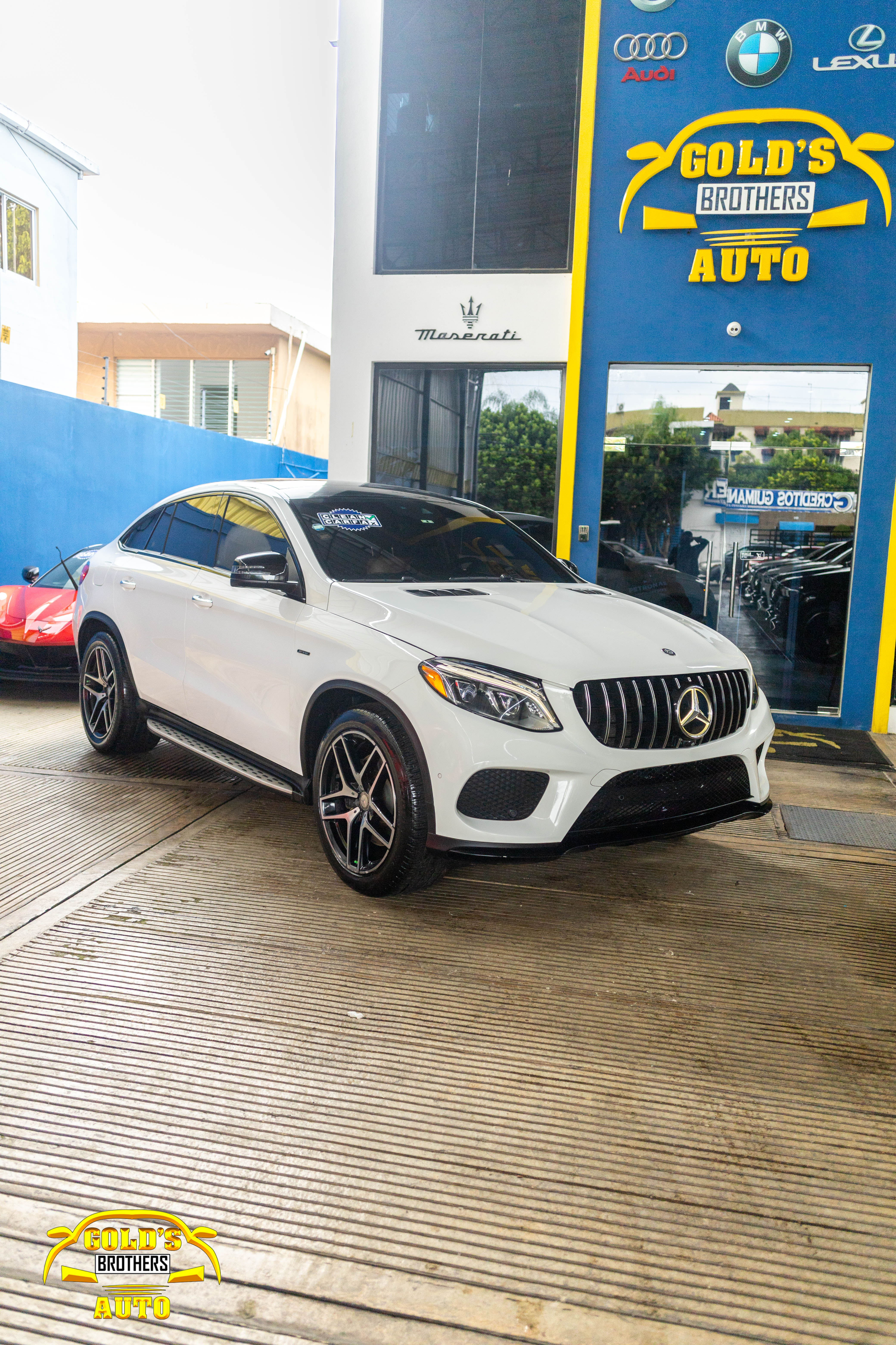 jeepetas y camionetas - Mercedes Benz GLE 450 AMG Coupe 2016 Clean Carfax