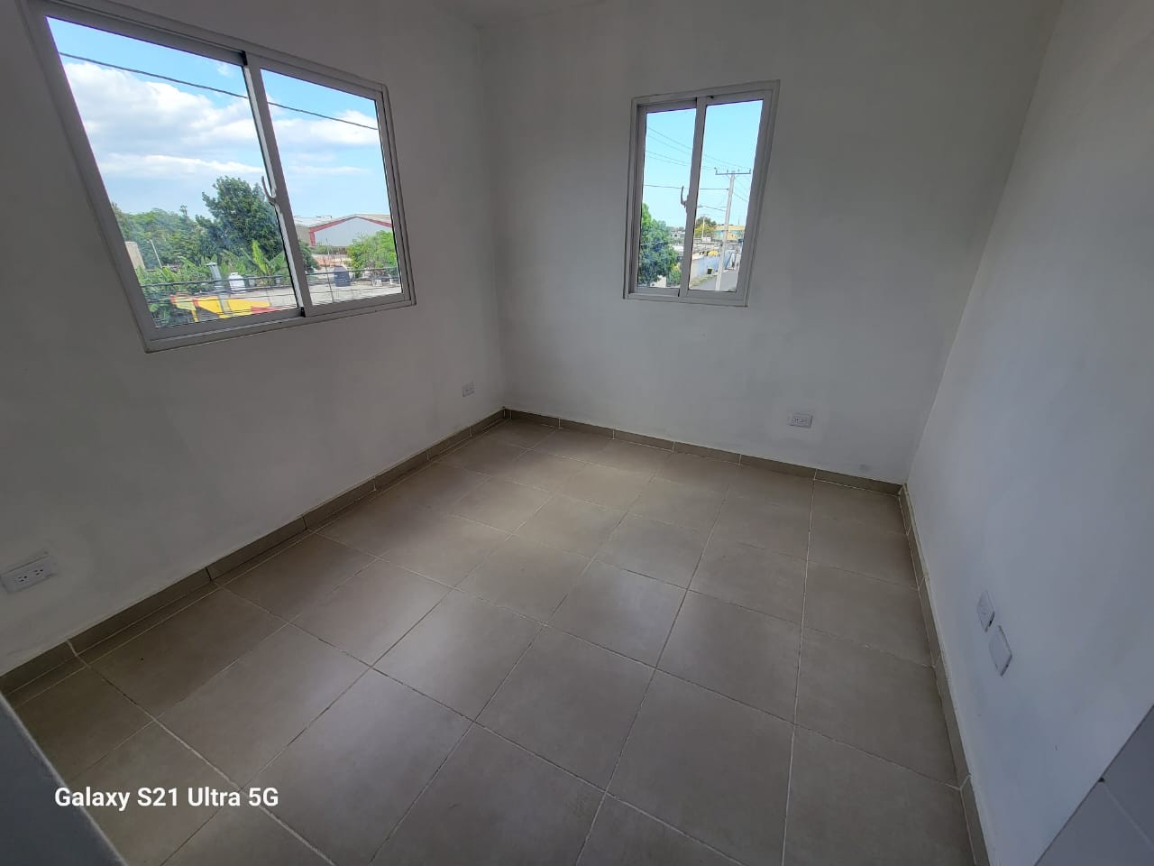 apartamentos - VENDO a Estrenar Tercer Piso En  Brisa Oriental Santo Domingo Este Residencial  3