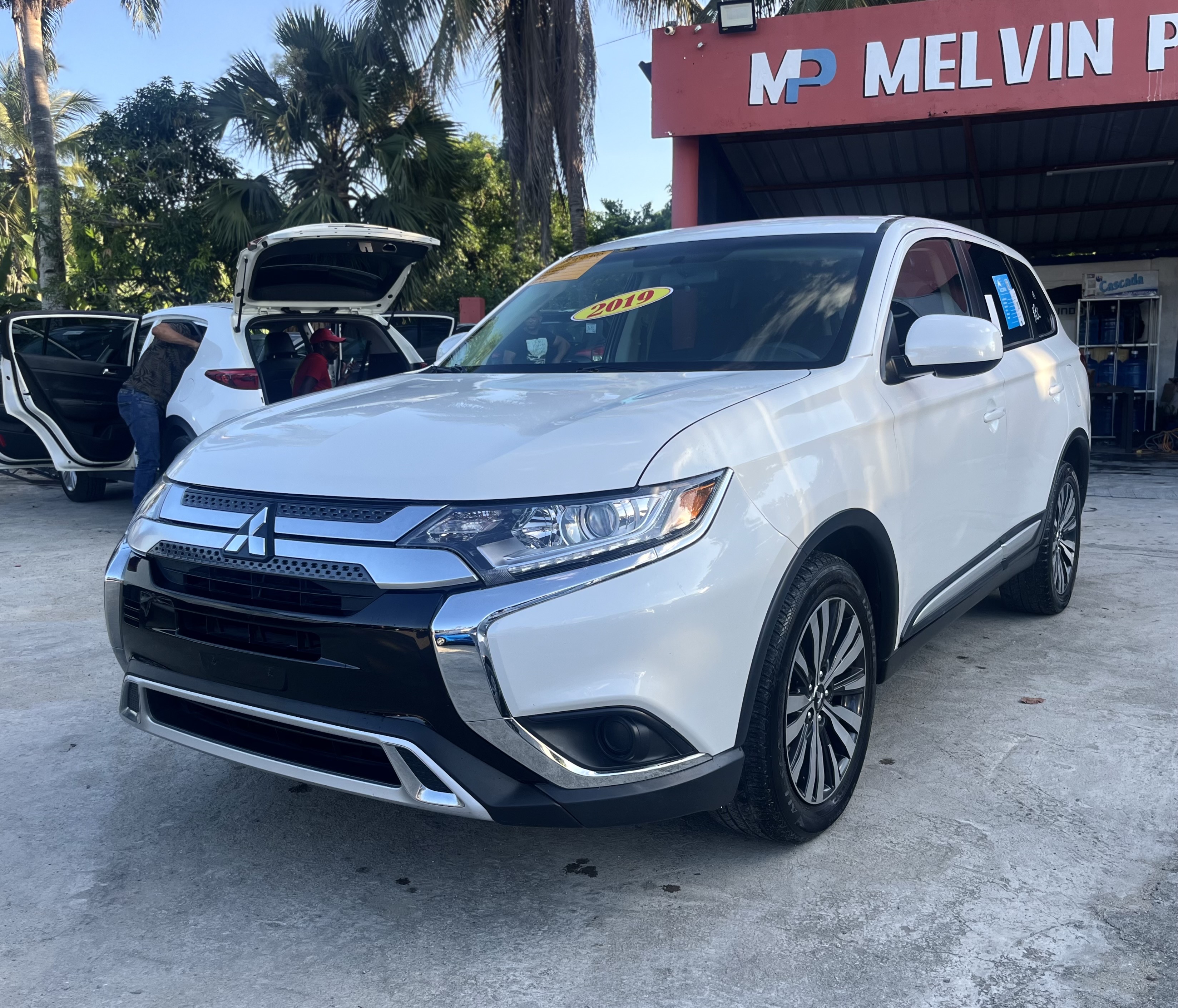 jeepetas y camionetas - Mitsubishi Outlander 2019
 2