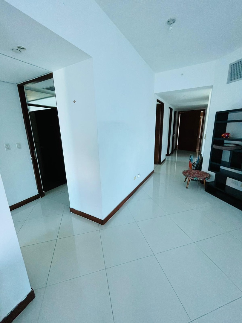 apartamentos - Malecon vendo de oportunidad 5