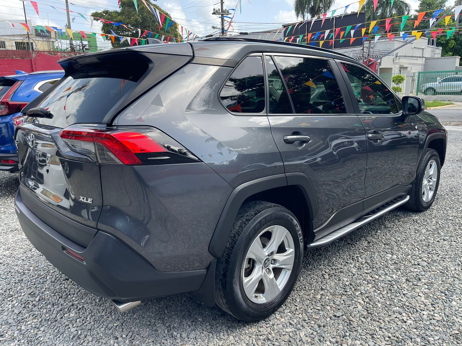 jeepetas y camionetas - Toyota Rav4 XLE 2020 Recien Importada 5