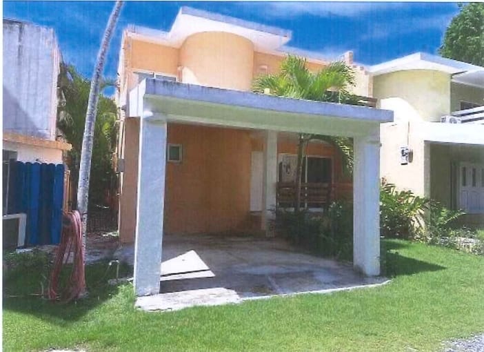 casas vacacionales y villas - Venta: Villa 2 niveles, 3 habs, Juan Dolio