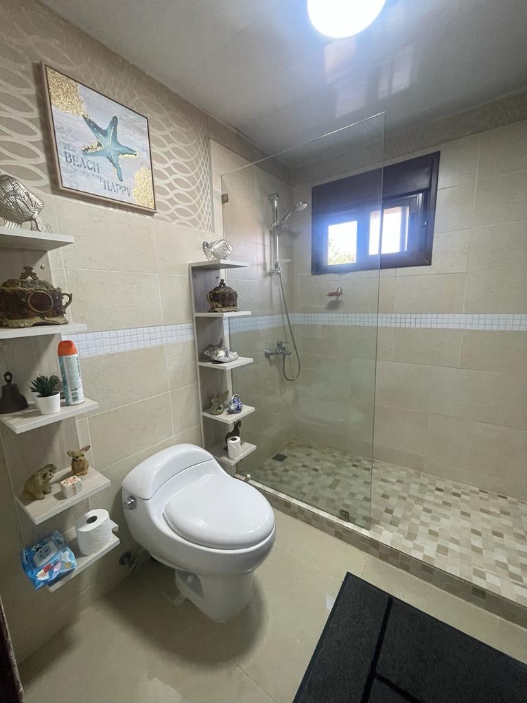 apartamentos - Vendo Juan dolió metro segundo nivel dos hab dos b 4