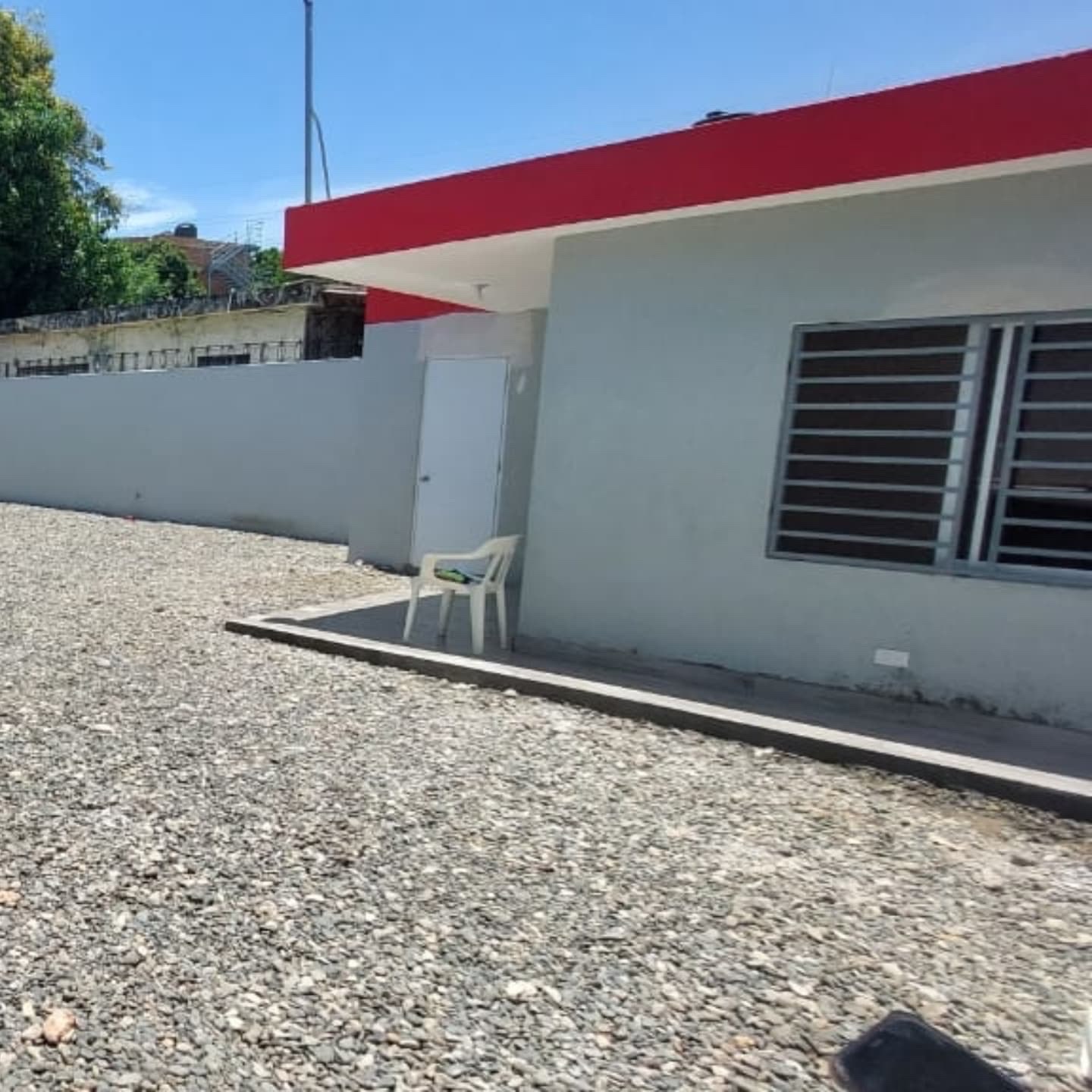 oficinas y locales comerciales - Alquilo Solar Comercial en Santo Domingo Distrito Nacional 