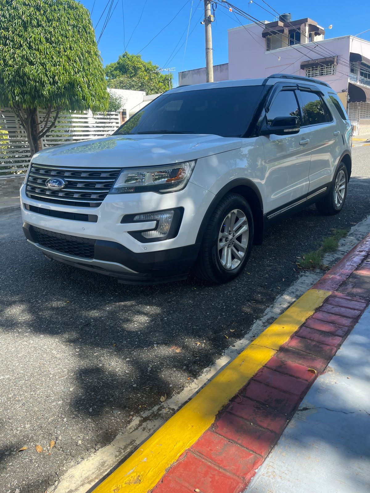 jeepetas y camionetas - Ford Explorer xlt 2016