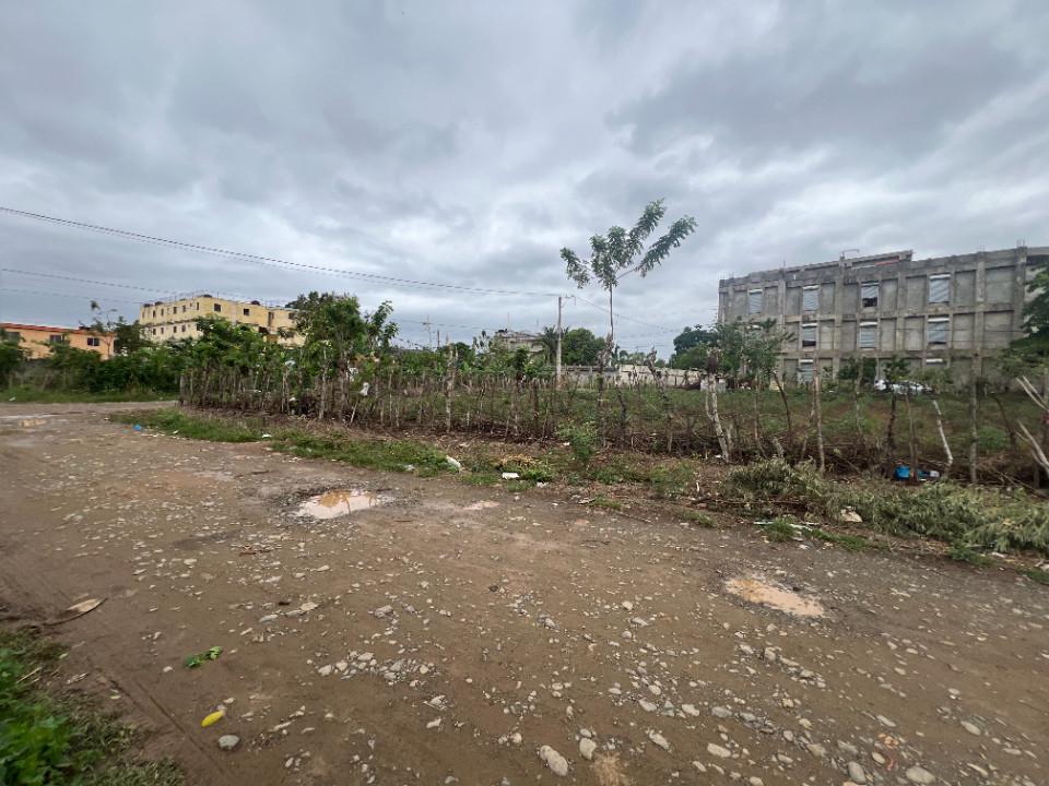 solares y terrenos - Terreno en URBANIZACIÓN LOS MAESTROS