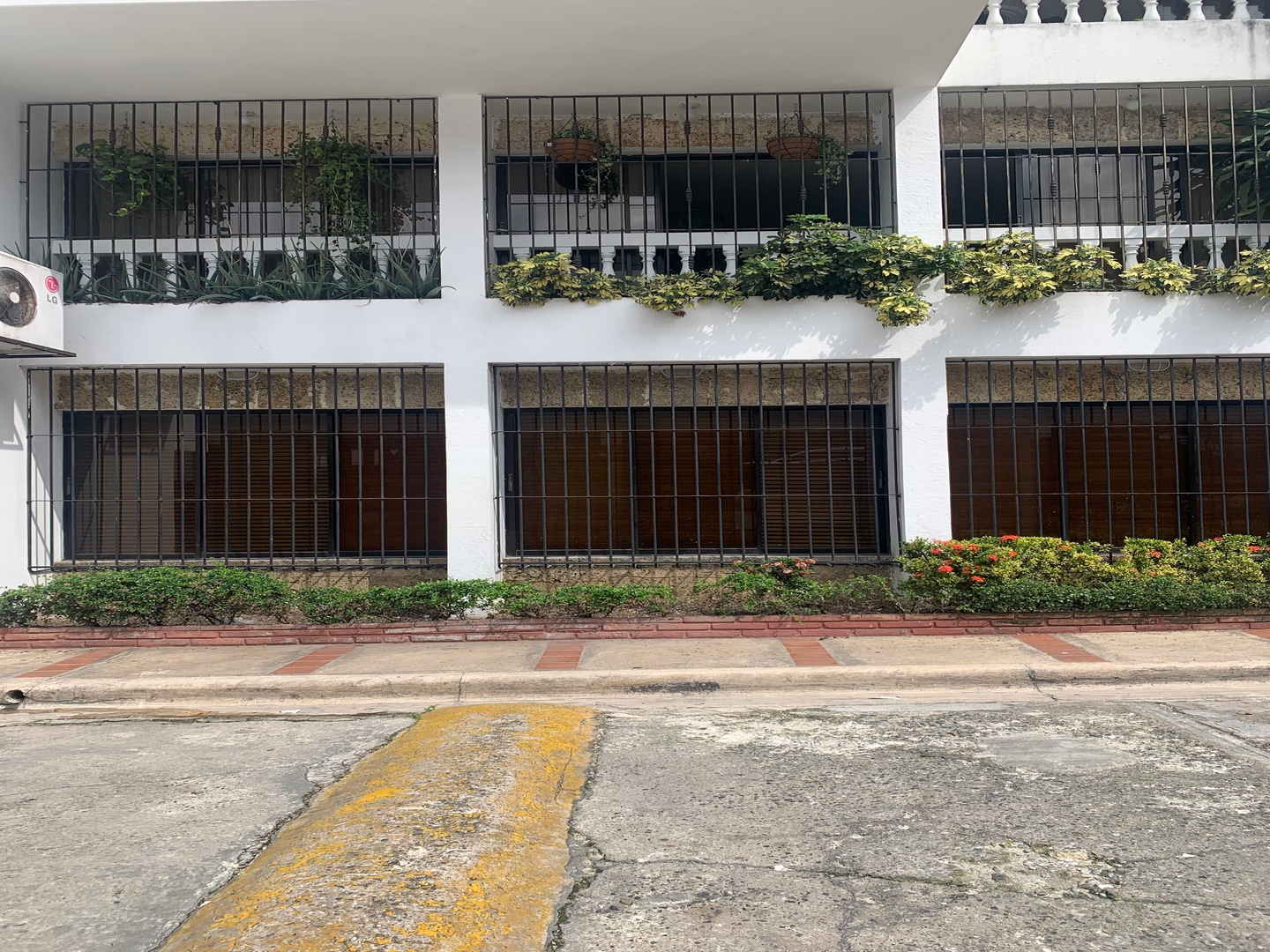 apartamentos - Vendo apto En el ensanche paraíso Distrito Nacional 
199. 24. Mts.  2