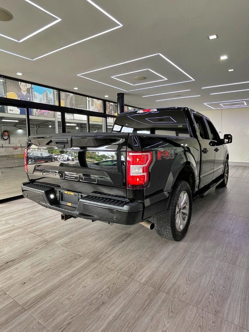 jeepetas y camionetas - Ford F150 2018 4x4 impecable  5