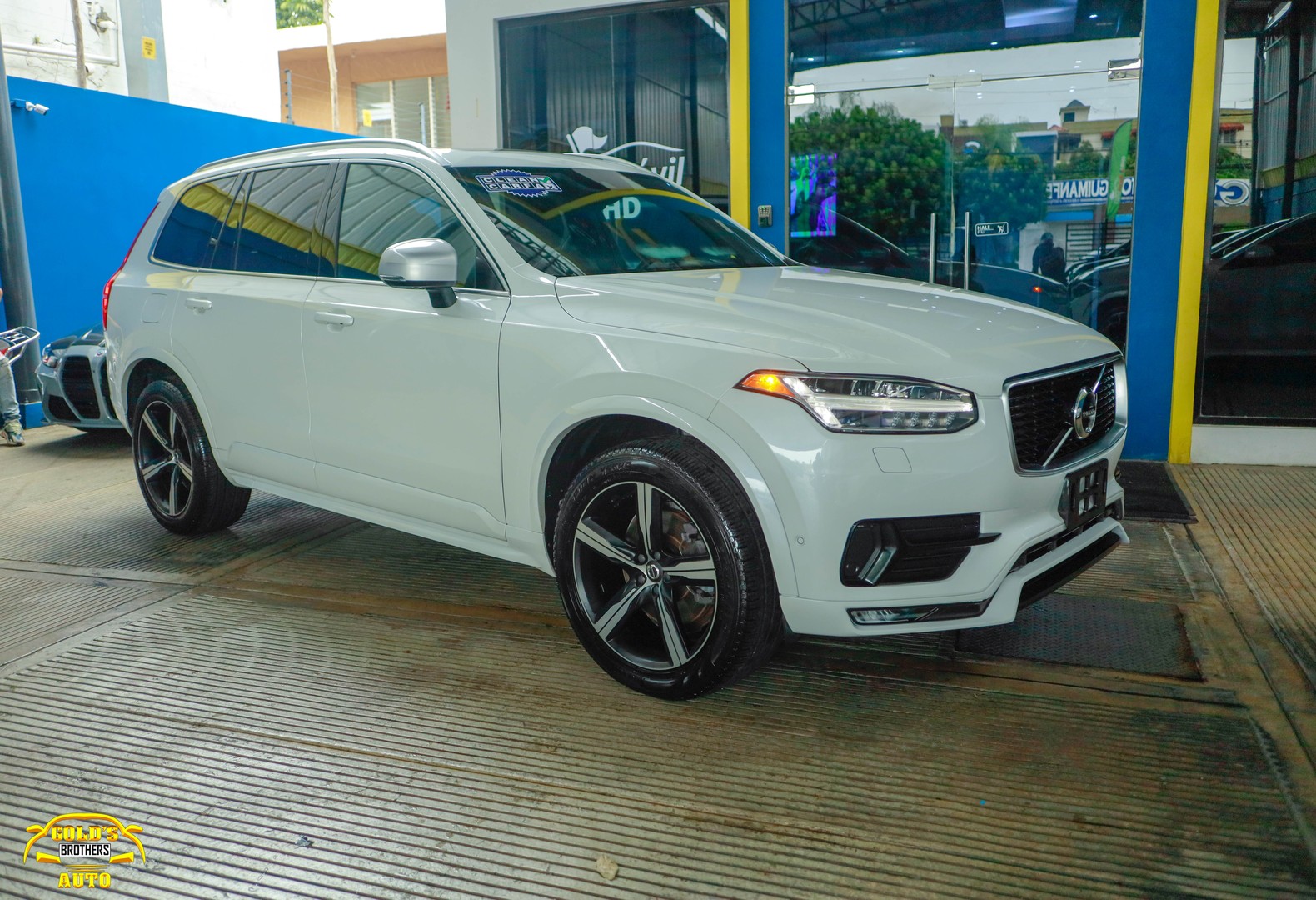 jeepetas y camionetas - Volvo XC90 T5 R-Desing 2019 Clean Carfax Recien Importada
