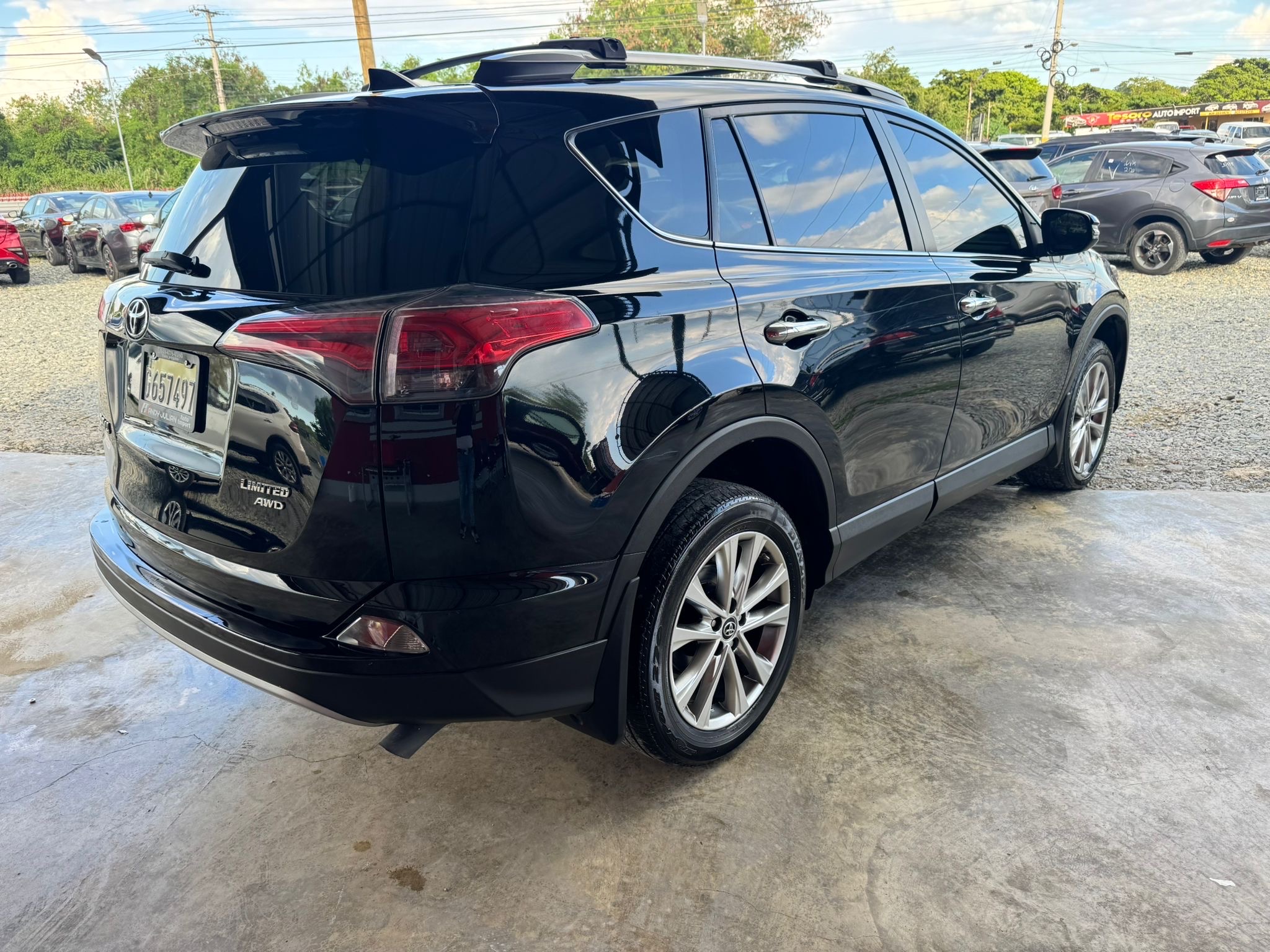 jeepetas y camionetas - Toyota Rav 4 Limited 2018 4