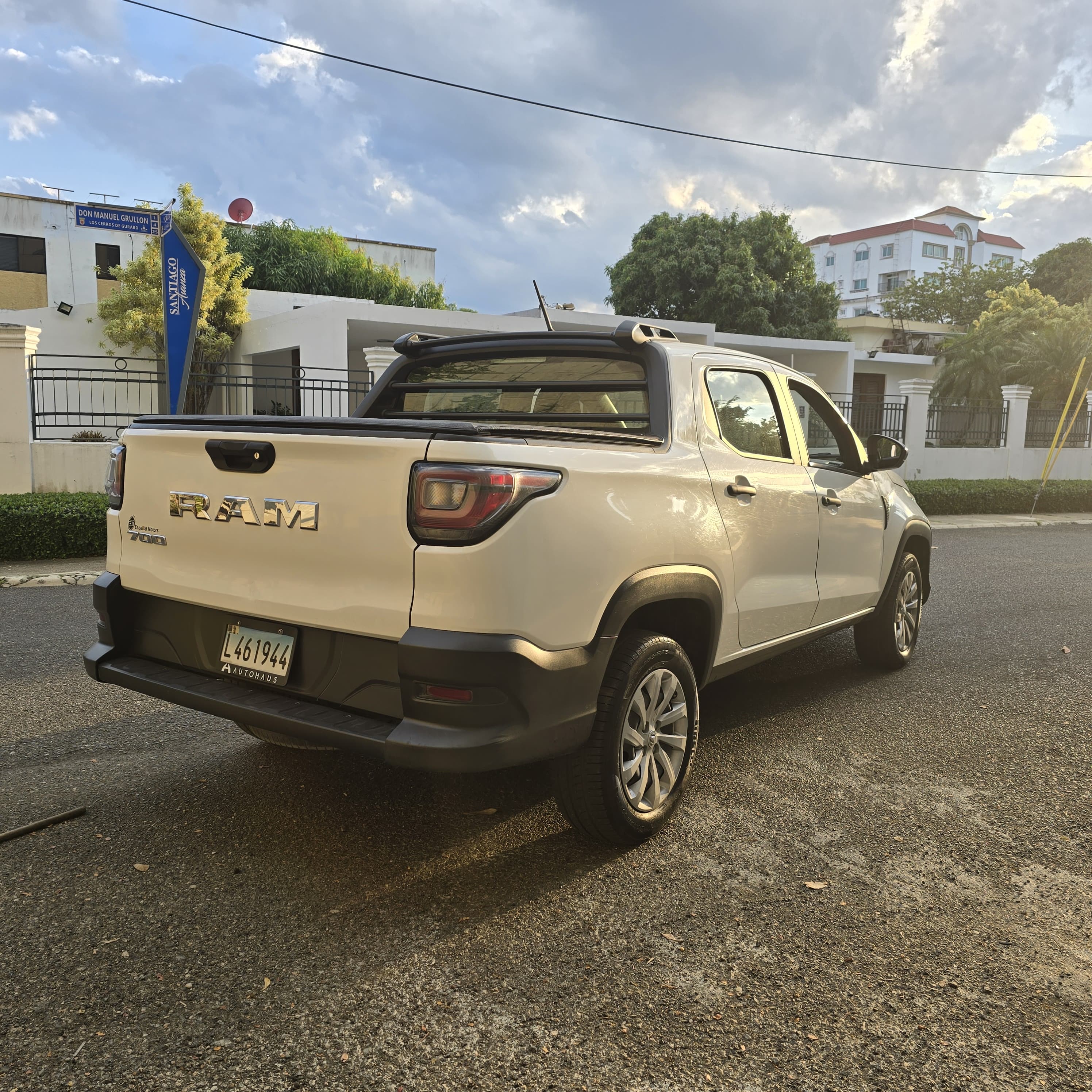 jeepetas y camionetas - dodge ram 700 2023  6