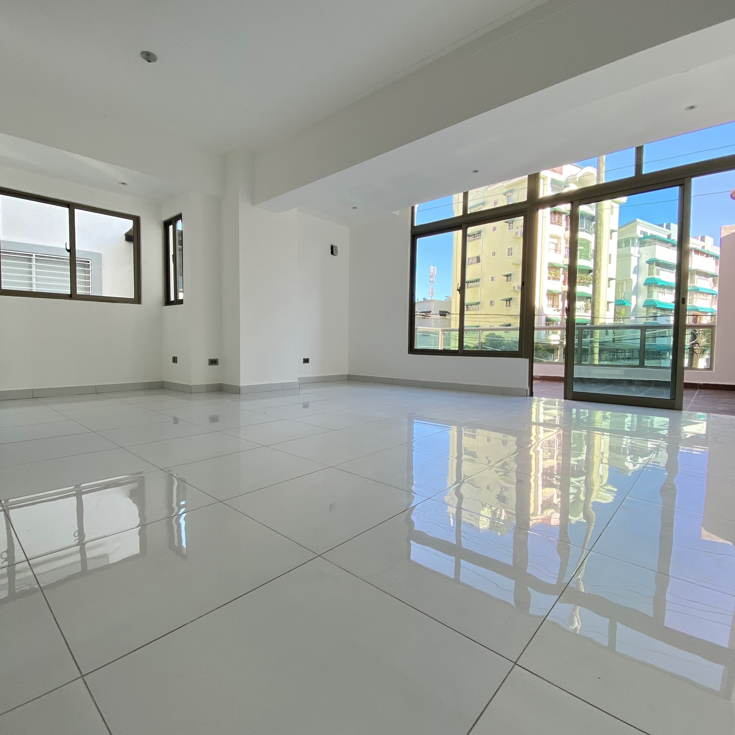 apartamentos - Venta de Apartamento de 1 habitación próxima a Downtown 1