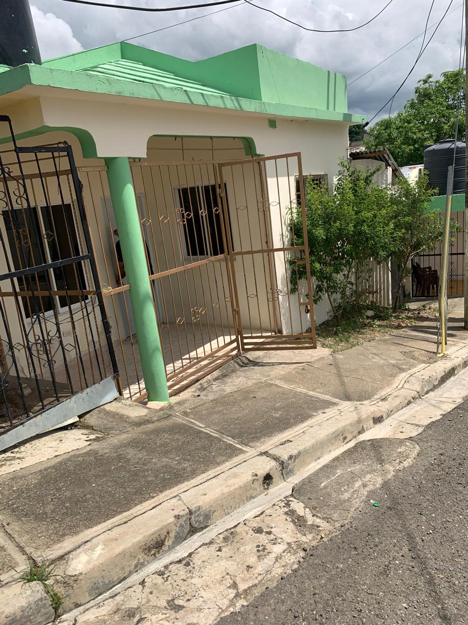 casas - Casa-Alquiler, San Francisco De Macoris RD$9,000