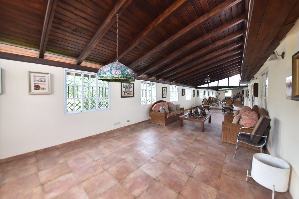 casas - Casa en venta en los Cacicazgos 1