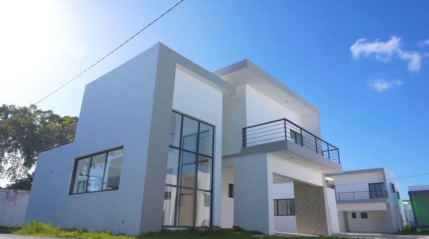 casas - Proyecto en venta Punta Cana 24-1338 tres dormitorios, piscina, parqueos.
 9