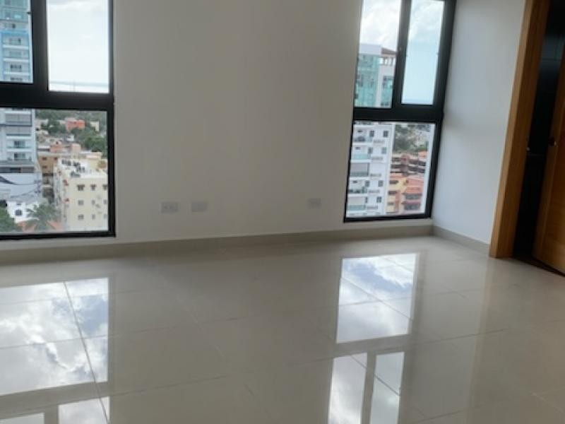 apartamentos - SE VENDE APARTAMENTO PISO 12 CON VISTA AL MAR EN SANTO DOMINGO ESTE  5