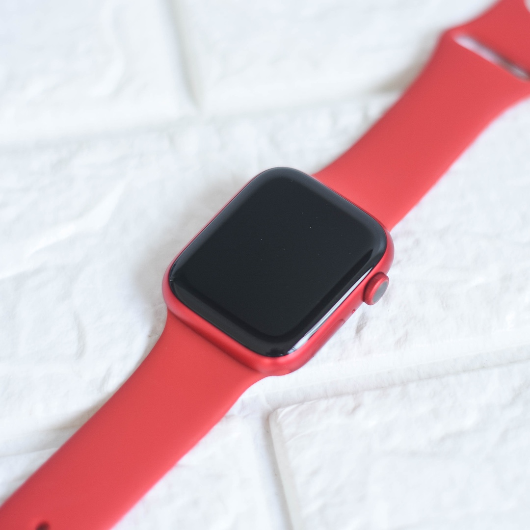 otros electronicos - Apple Watch Series 6 44mm red ( product) Usado RD$ 13,500 NEG 1