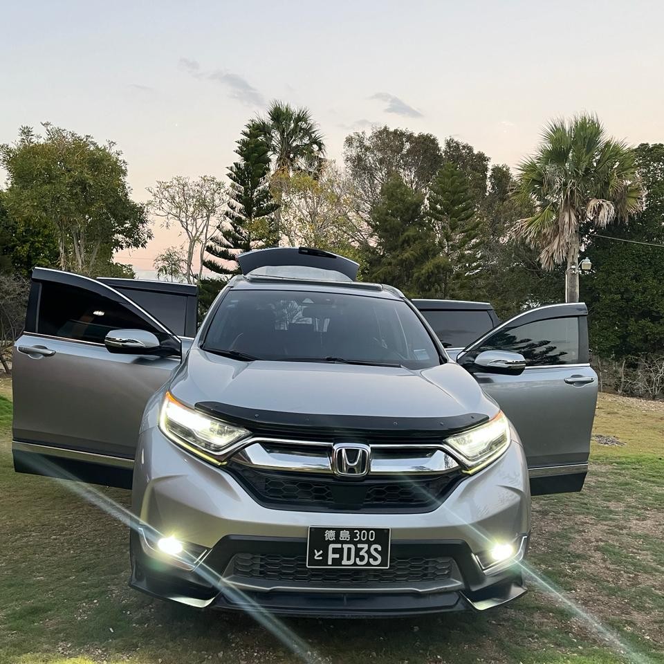 jeepetas y camionetas - Honda crv touring clean 2018 0