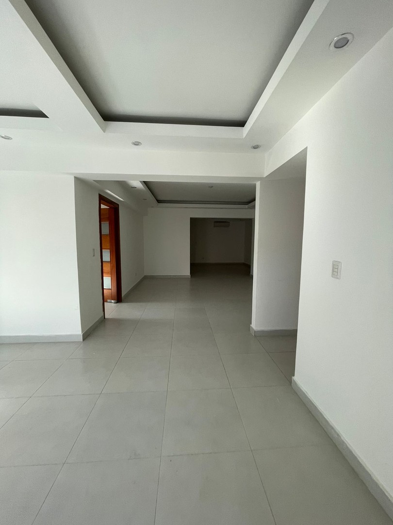 apartamentos - Apartamento en alquiler en Evaristo Morales Precio del aquiler U$2,000

 1