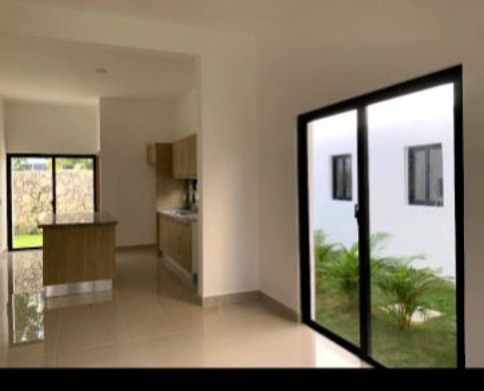 casas - Vendo Villa Nueva de Oportunidad  ubicada en el complejo turístico en Bavaro, 1