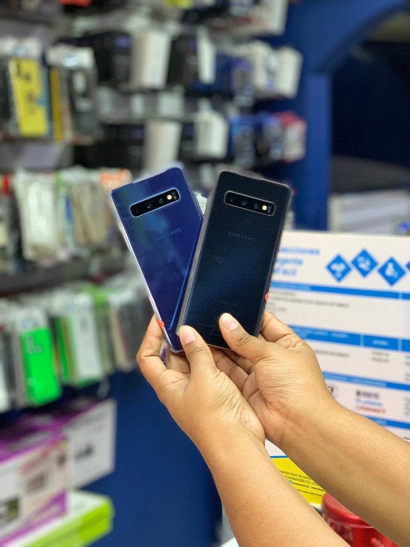 celulares y tabletas - SAMSUNG GALAXY S10
