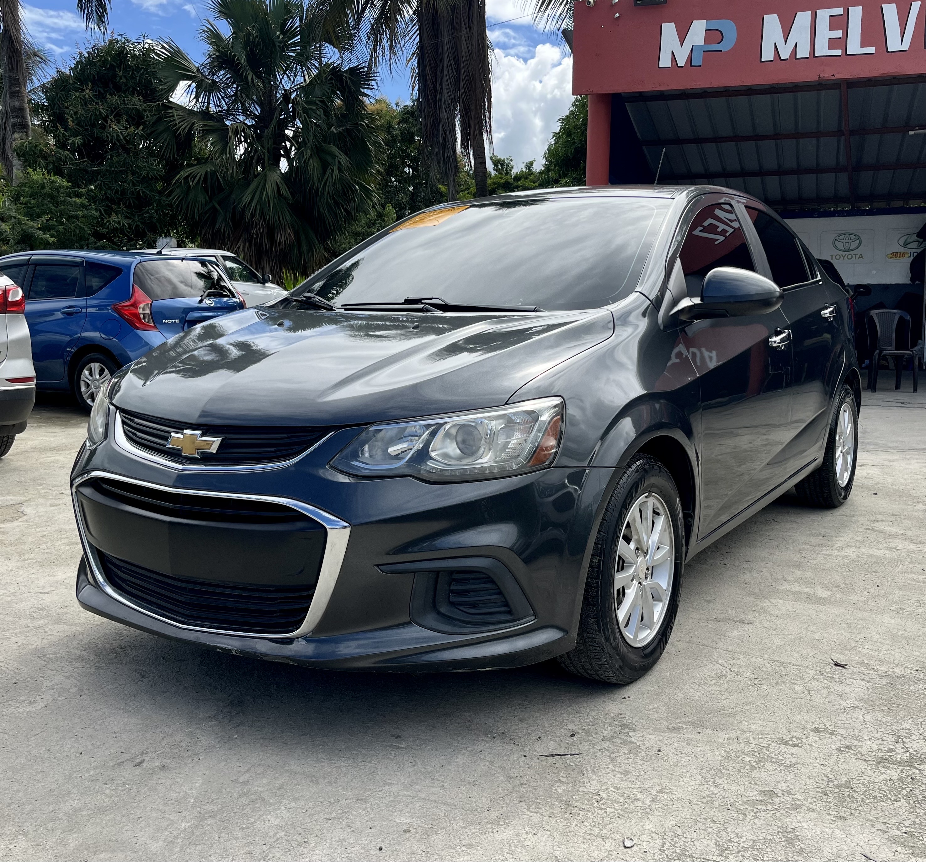 carros - Chevrolet Sonic 2017 LT
 0