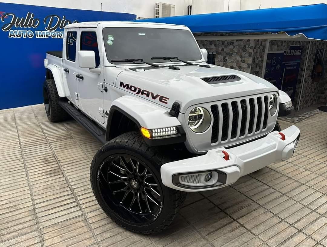 jeepetas y camionetas - 2021 Jeep Gladiator Sport Americano (4x4), 285 HP con bloqueador de diferencial. 1