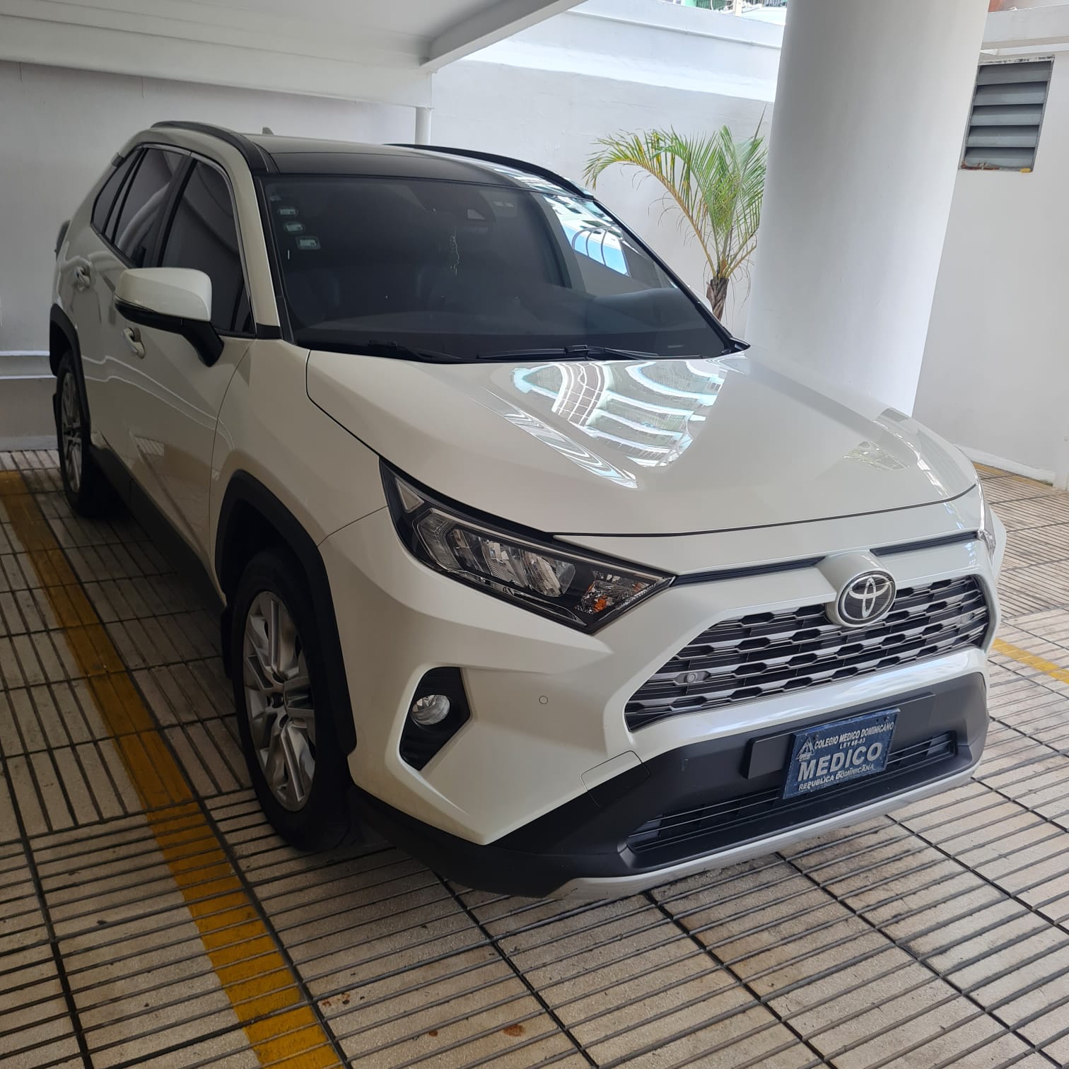 jeepetas y camionetas - TOYOTA RAV4 2020 LIMITED 