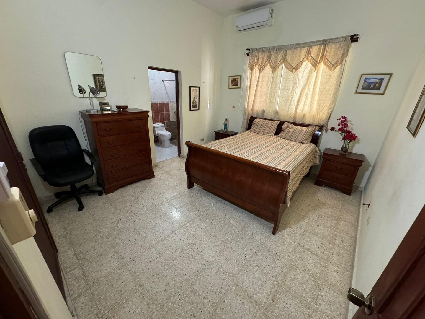 apartamentos - Apartamento en Venta
BELLA VISTA NORTE
RD$8,500,000.00
Mantenimiento: RD$3,800.0 2