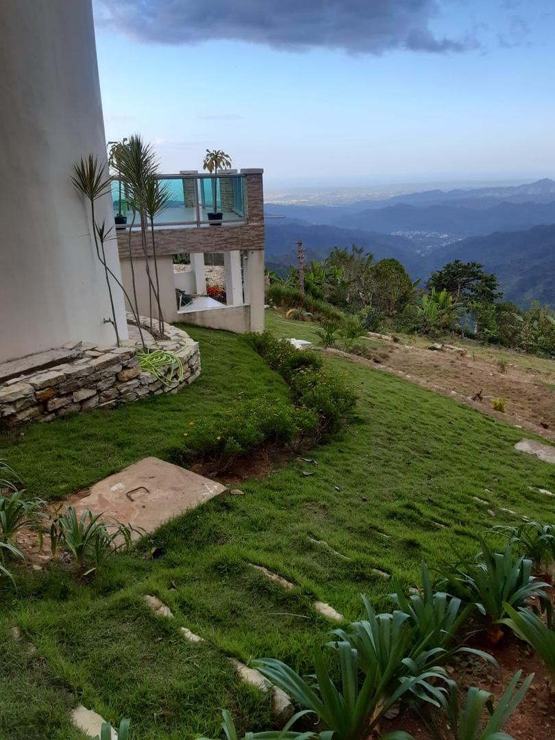 casas vacacionales y villas - Vendo casa en La montaña de san cristibal  La colonia de Cambita  2