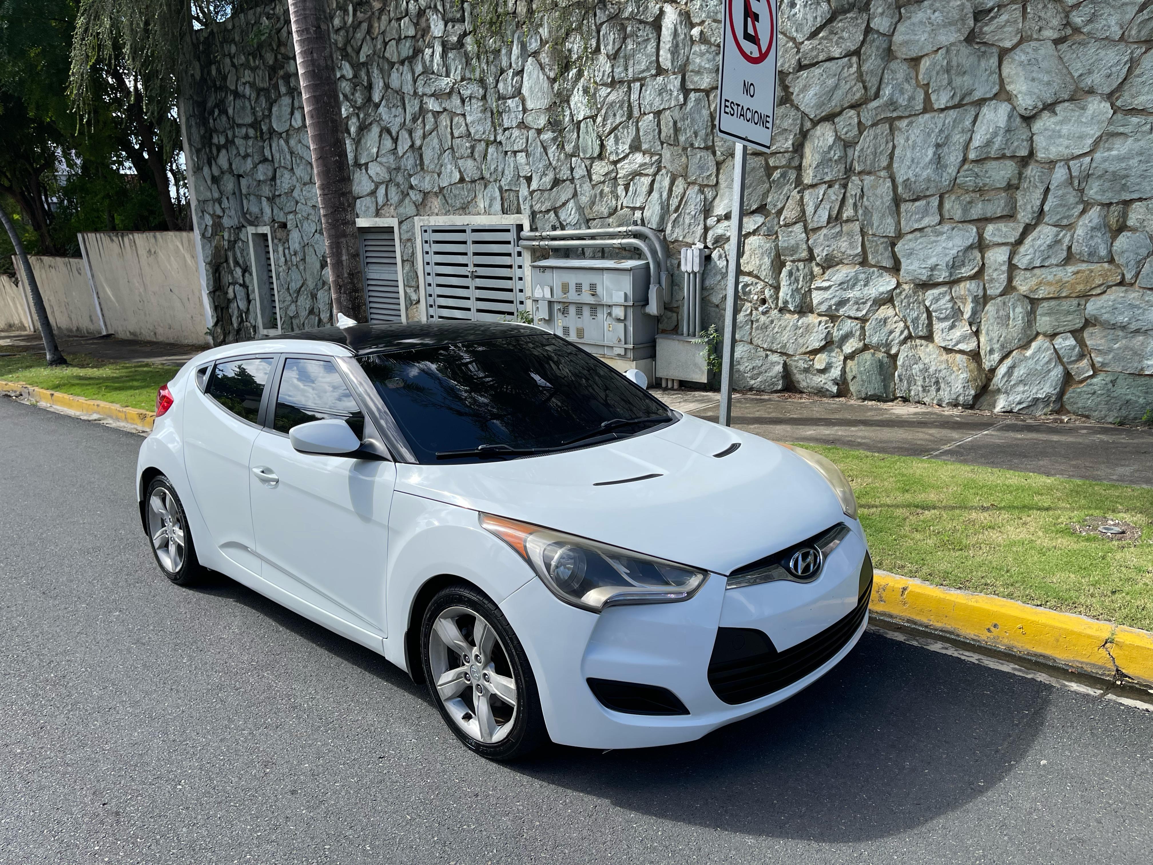 jeepetas y camionetas - hiunday veloster 2012 0