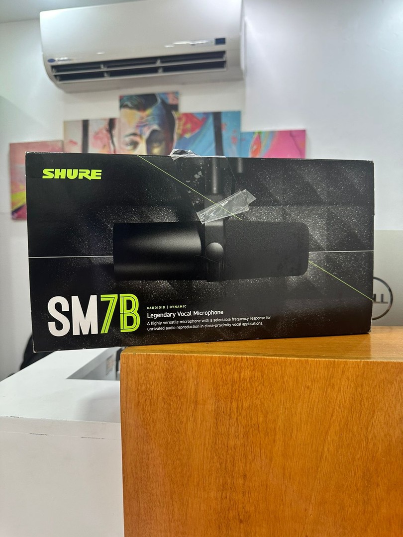 camaras y audio - SHURE SM7B LEGENDARY VOCAL MICROPHONE