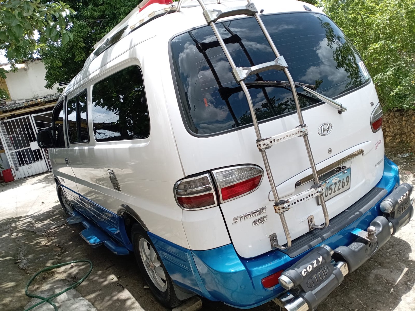 otros vehiculos - Vendo Hyundai starex 2007 3