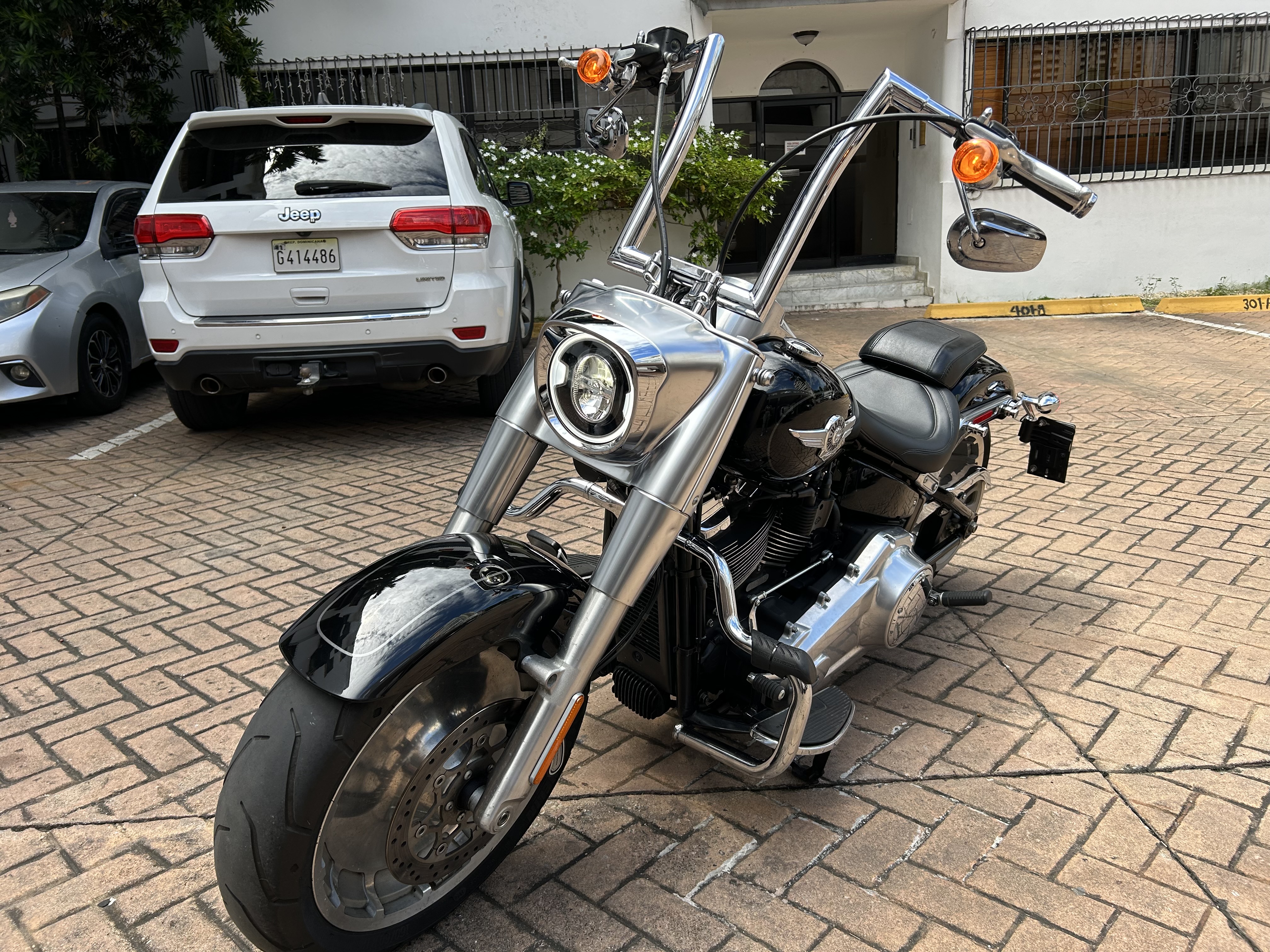 motores y pasolas - Harley Davidson Fat Boy 114 año 2019 5