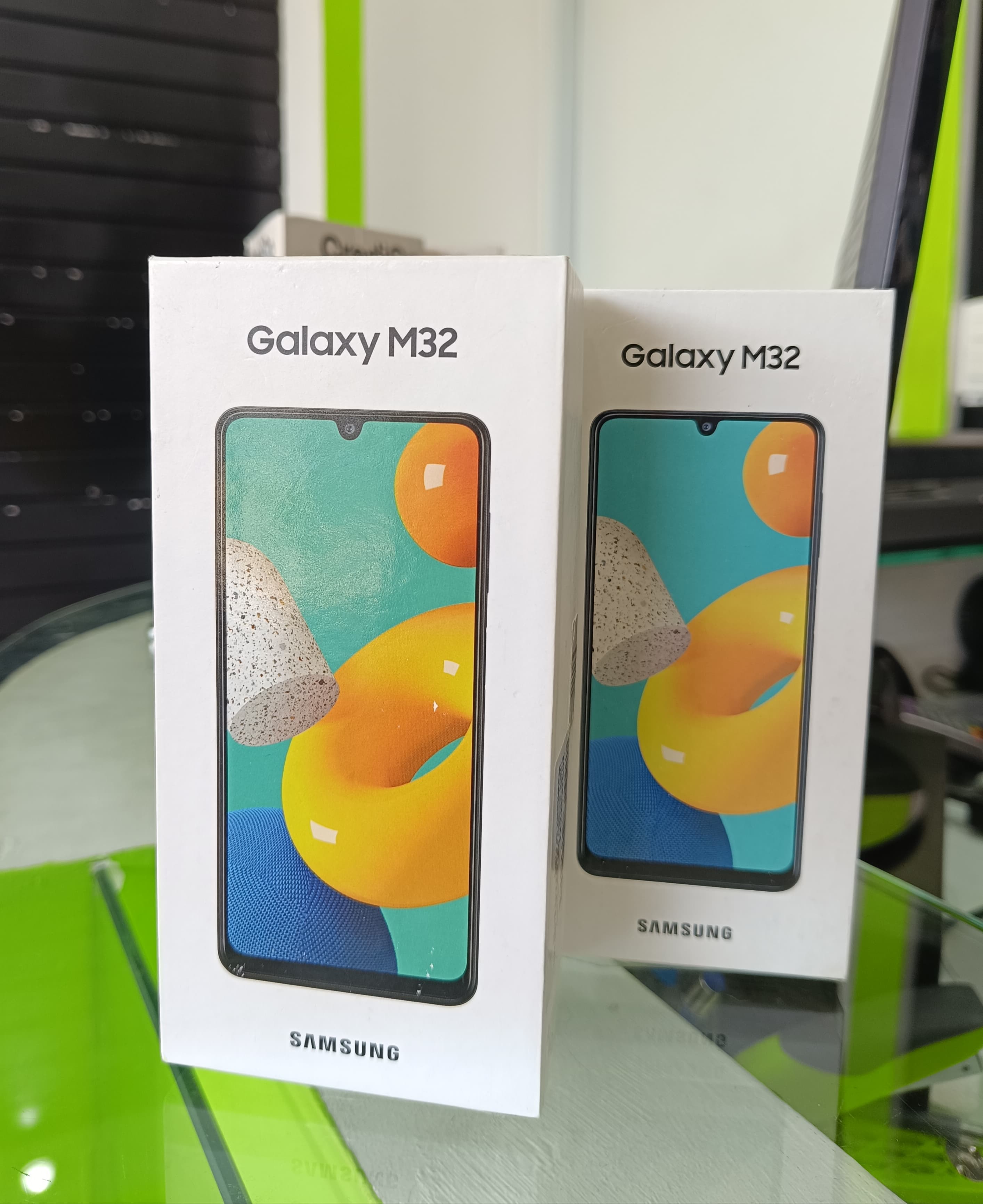 celulares y tabletas - Samsung Galaxy M32 -Memoria de regalo