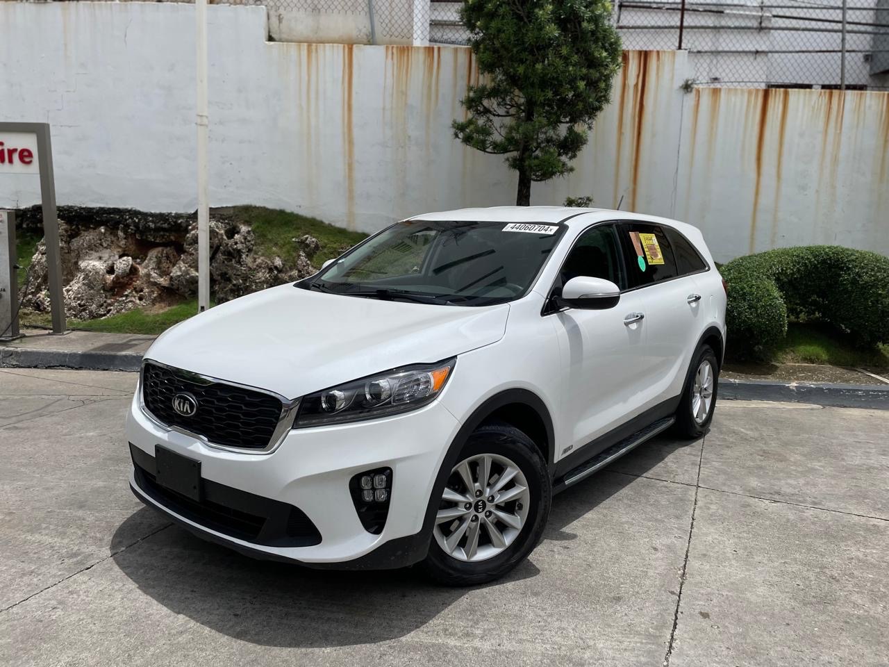 jeepetas y camionetas - KIA SORENTO LX 2019 INTERIOR EN PIEL PINTURA DE FABRICA COMPLETA CERO CHOQUES