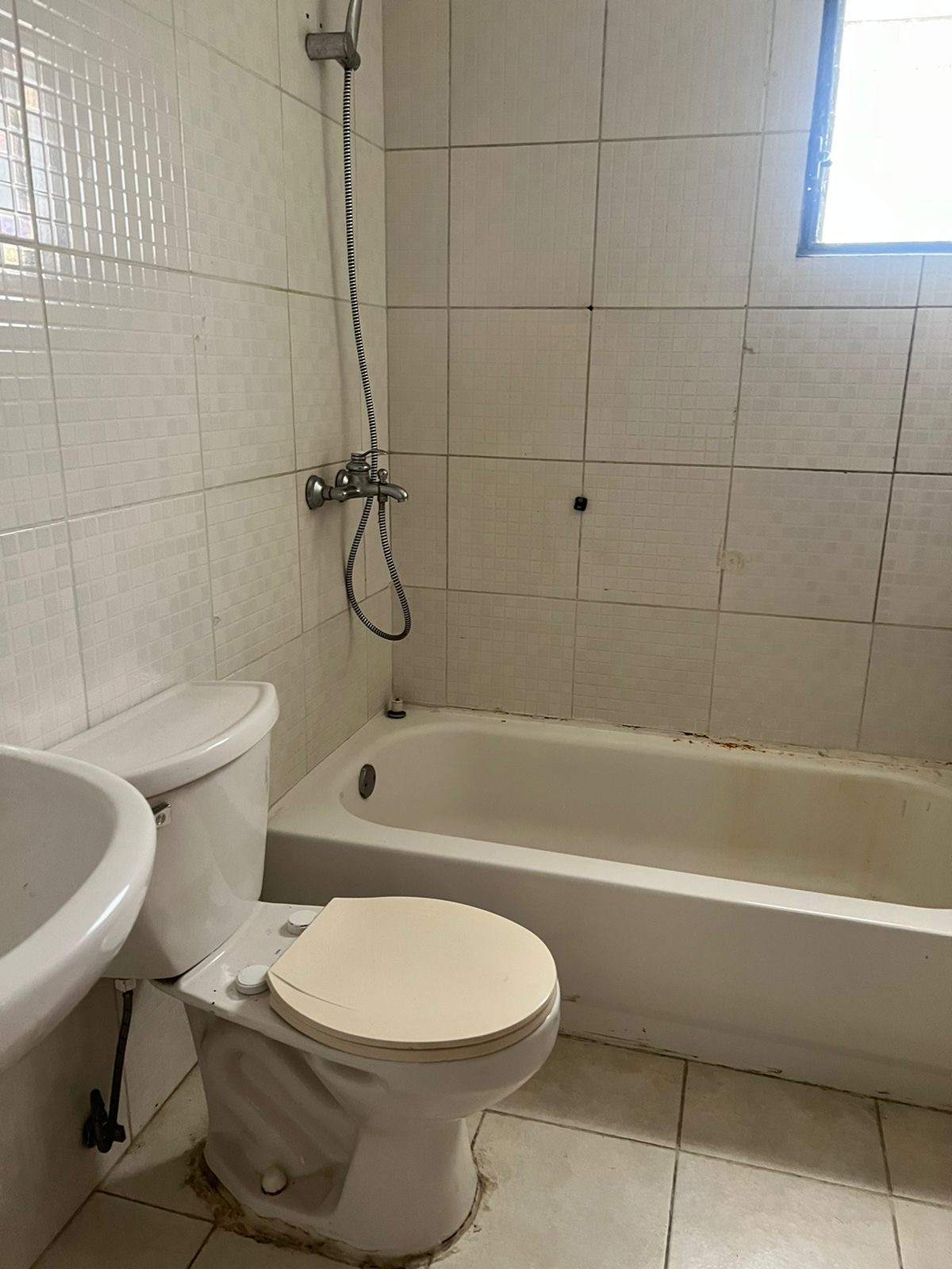 apartamentos - Vendo urbanización Fernández tercer nivel tres hab 2