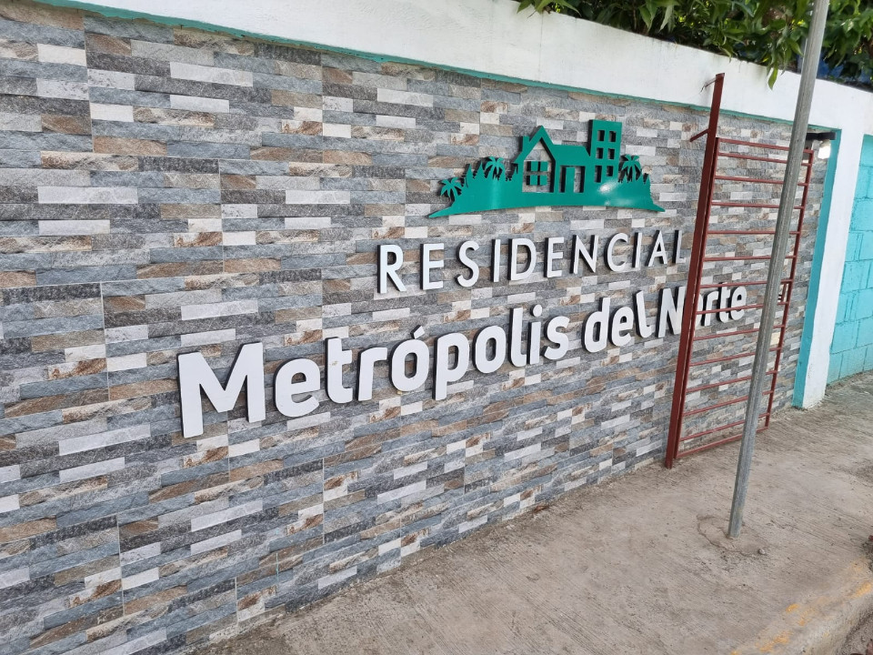 solares y terrenos - vendo solar 155 mts.   residencial metropolis 