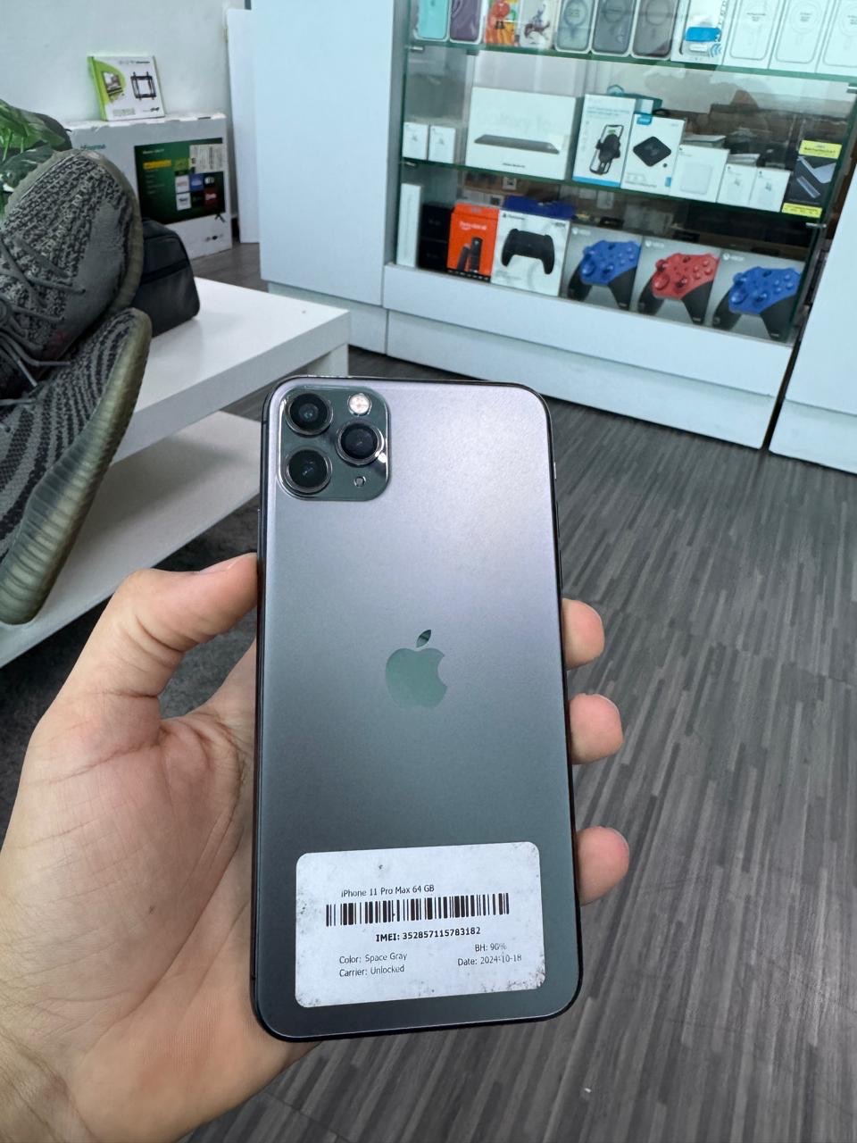 celulares y tabletas - iPhone 11 Pro Max 64gb Factory Unlock