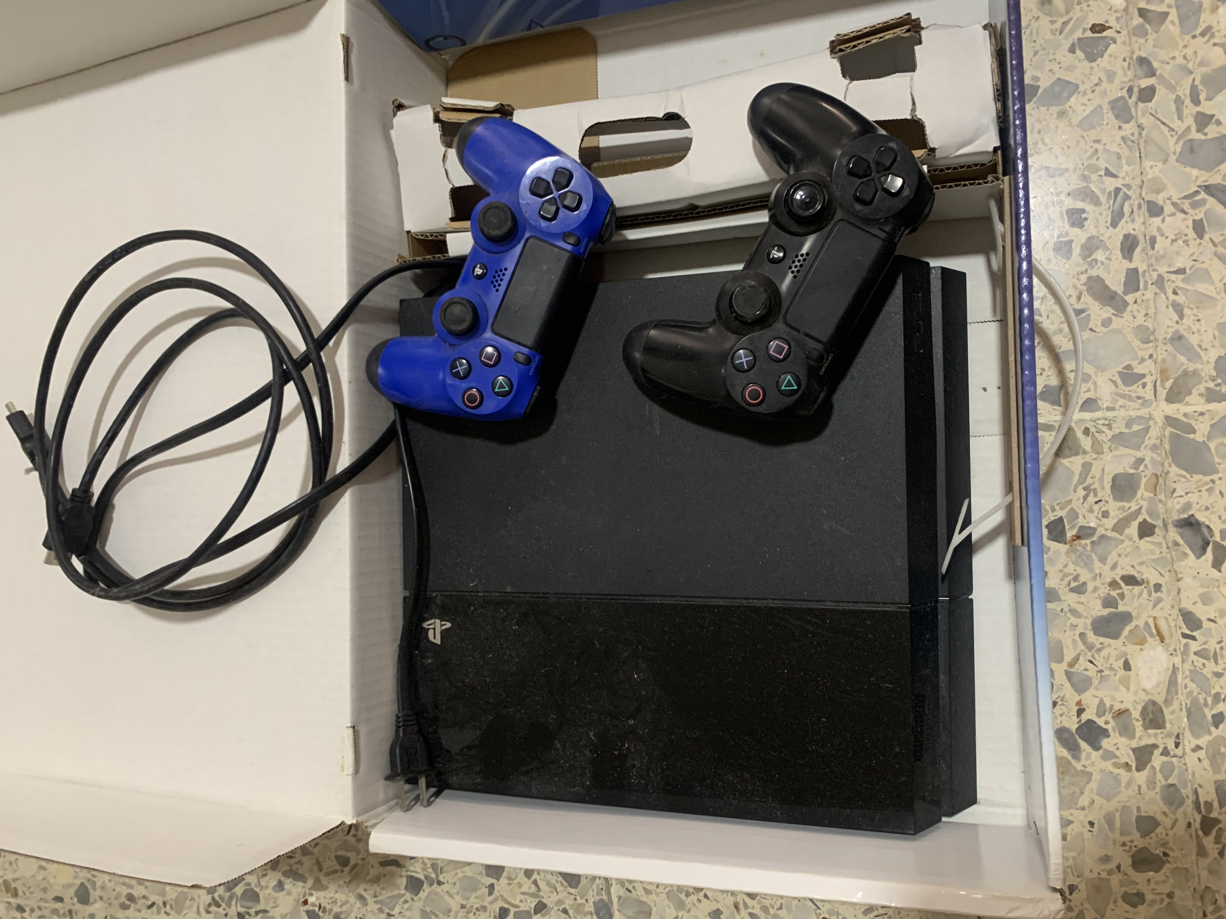 consolas y videojuegos - PS4 y cintas  0