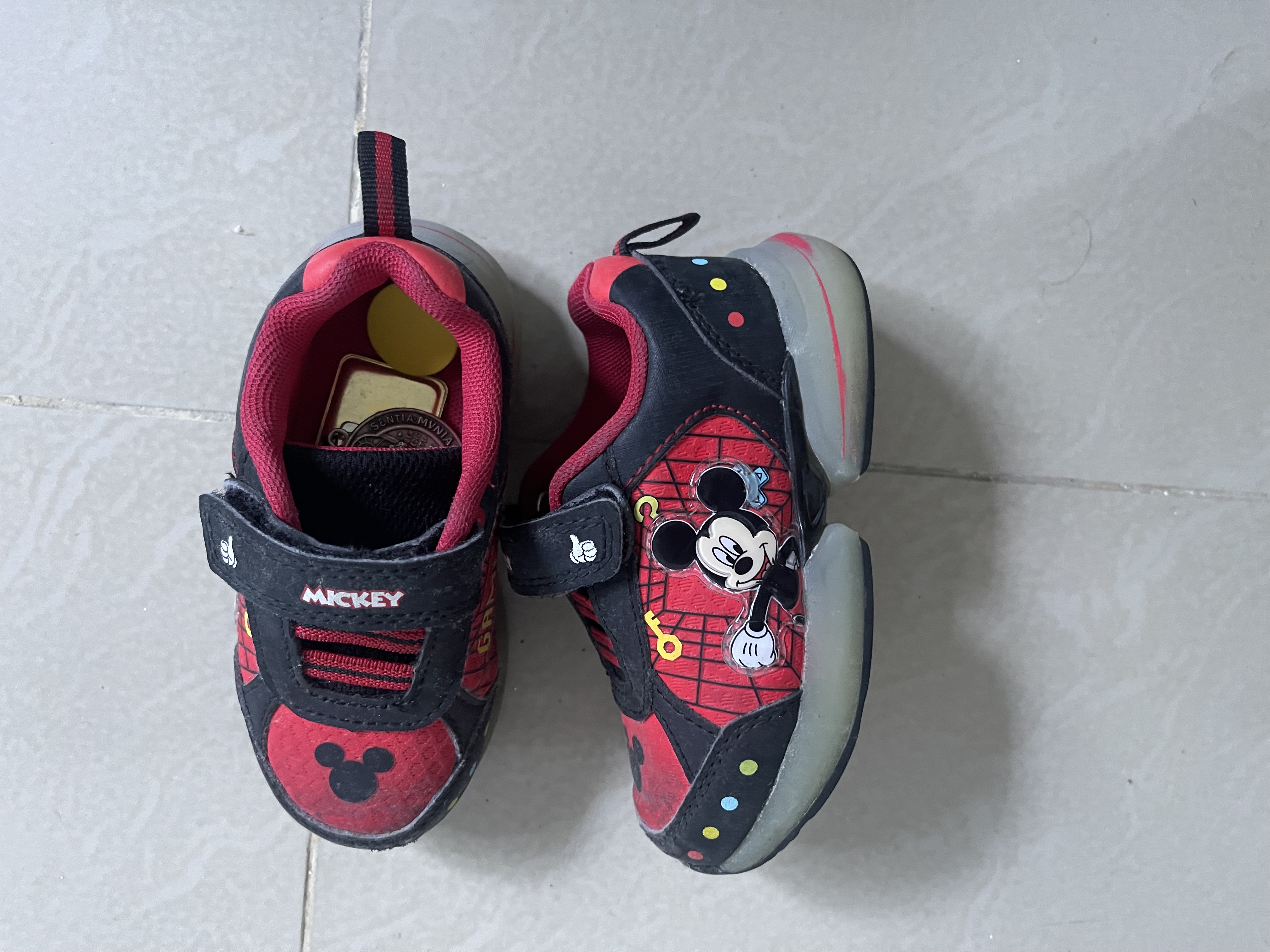 ropa y zapatos - Tenis de Niño de Mickie mouse con luces 2