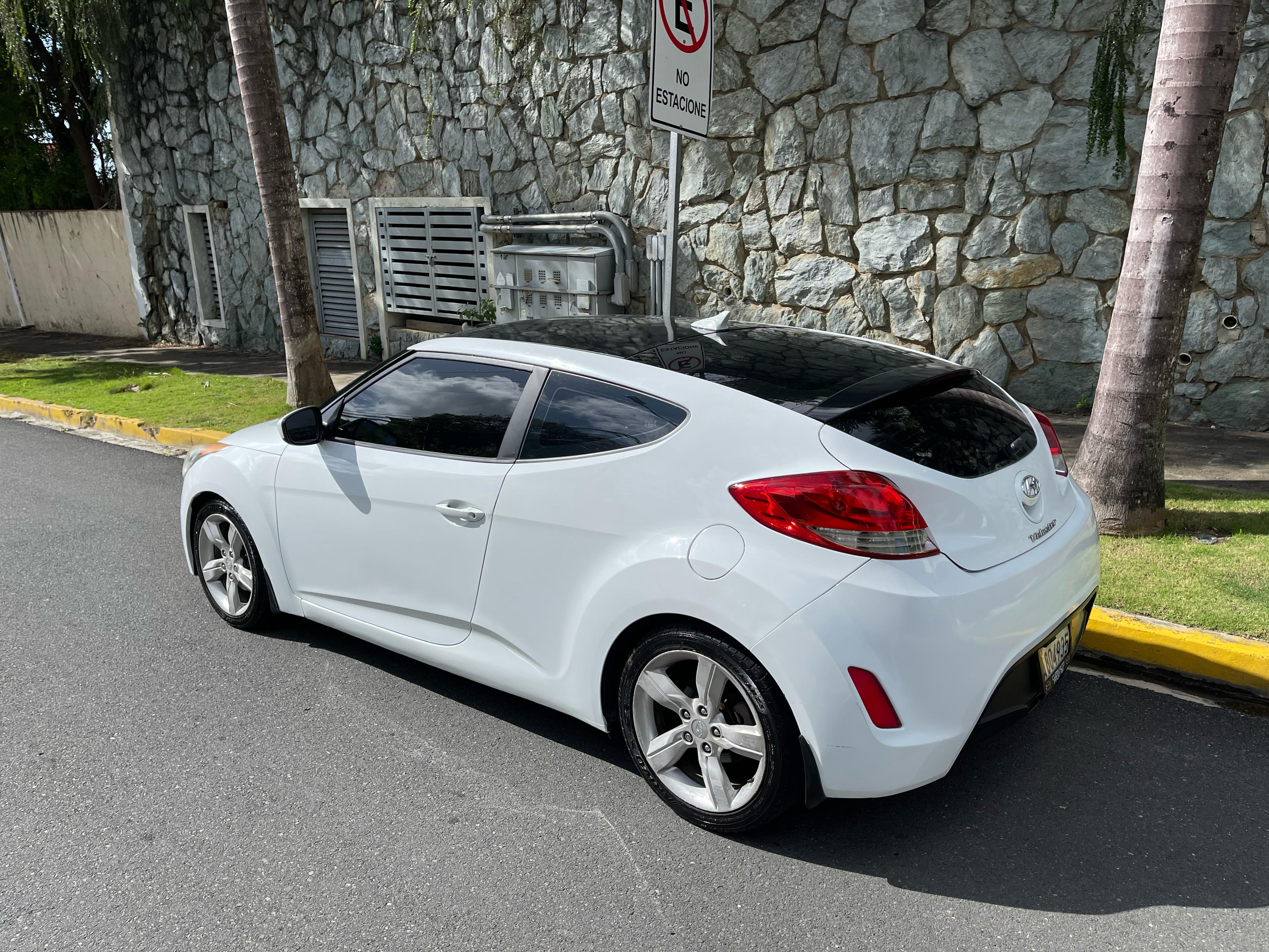 jeepetas y camionetas - hiunday veloster 2012 1