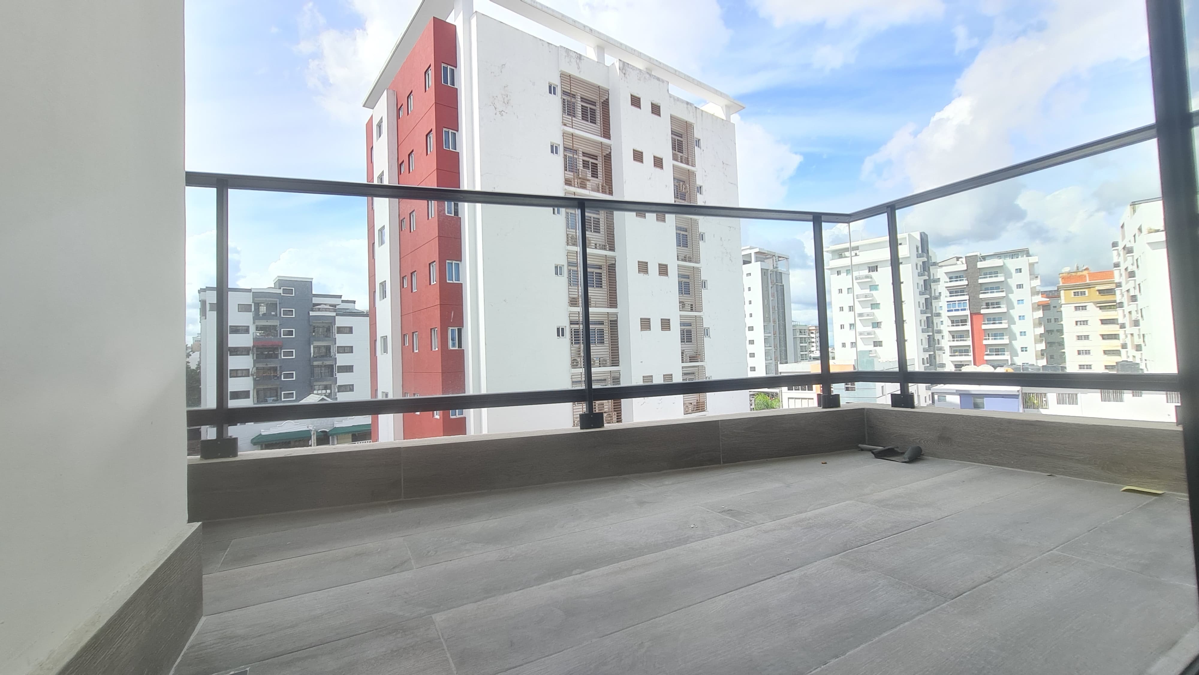 apartamentos - *SE VENDE - Apartamento en Evaristo Morales, próxi 2