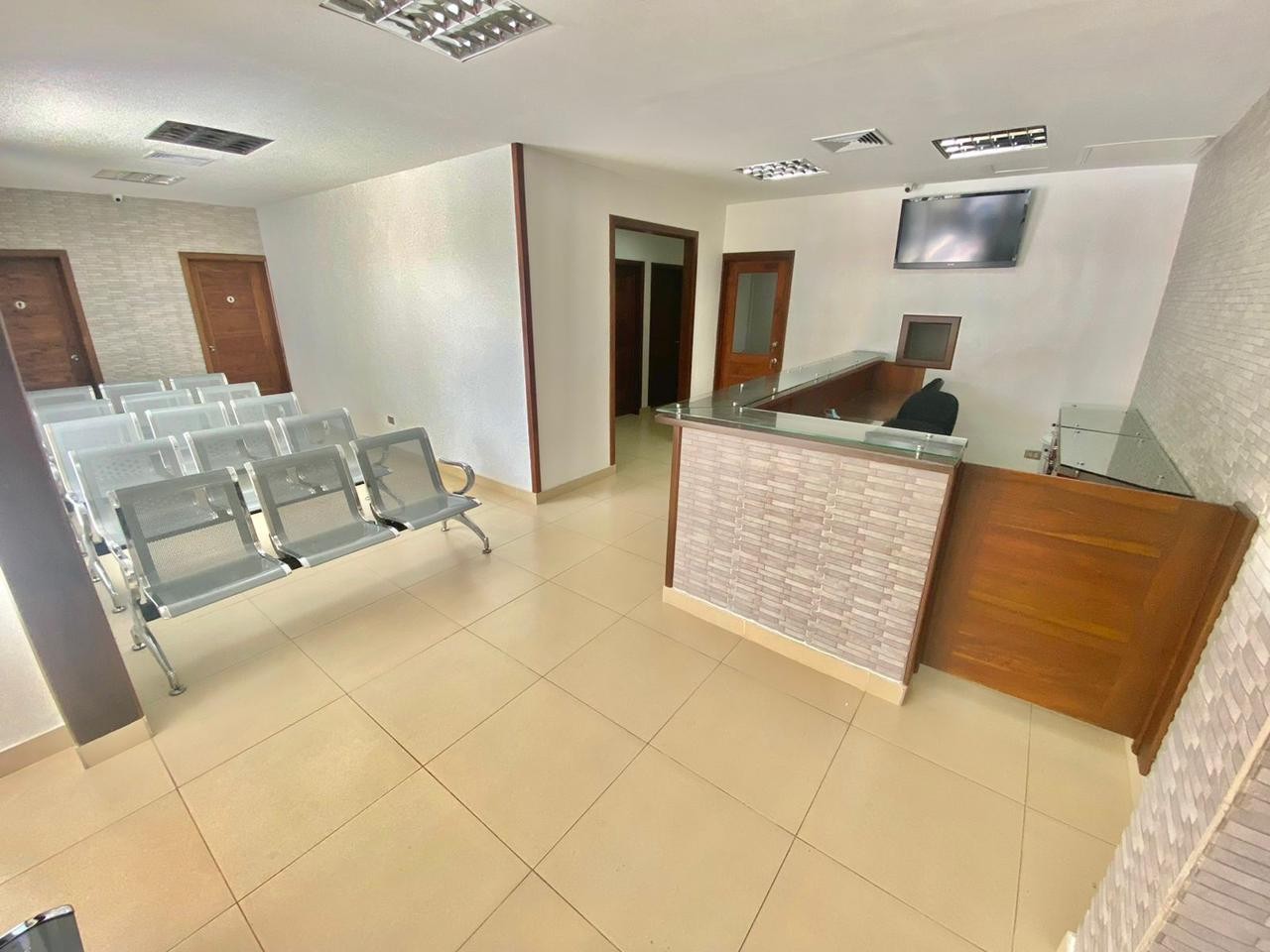 oficinas y locales comerciales - Edificio en Venta
GASCUE
USD 1,650,000.00 2